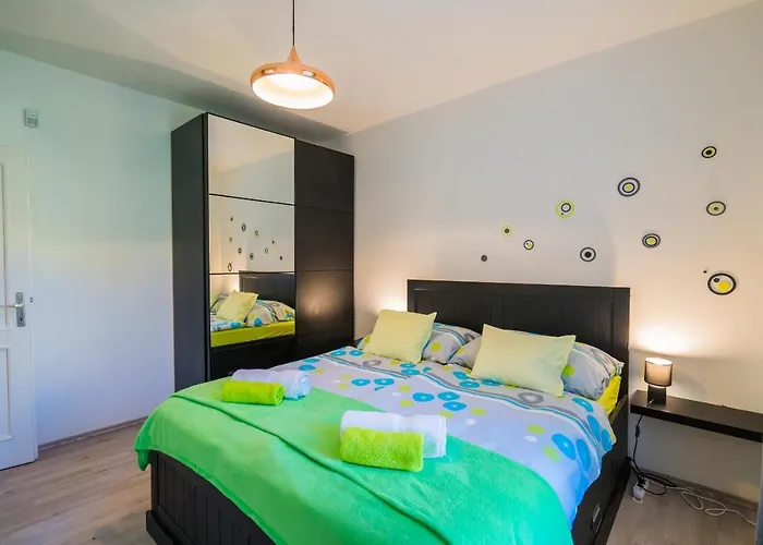 Phoenix * שיופוק